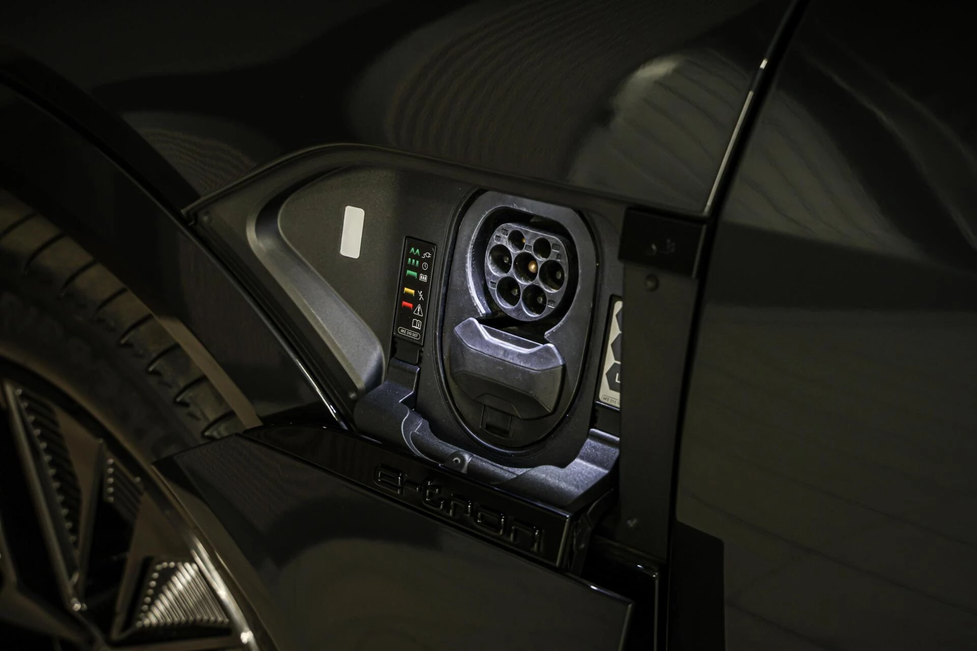 Hoofdafbeelding Audi Q8 e-tron