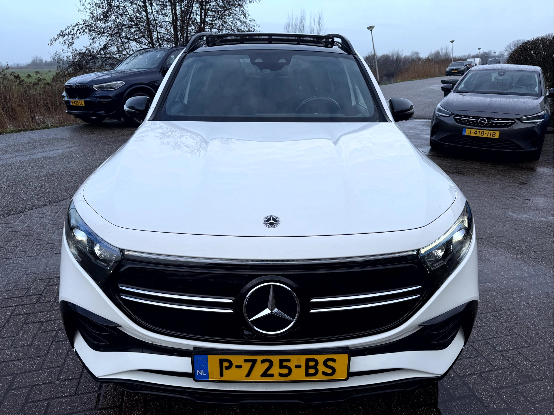 Hoofdafbeelding Mercedes-Benz EQB