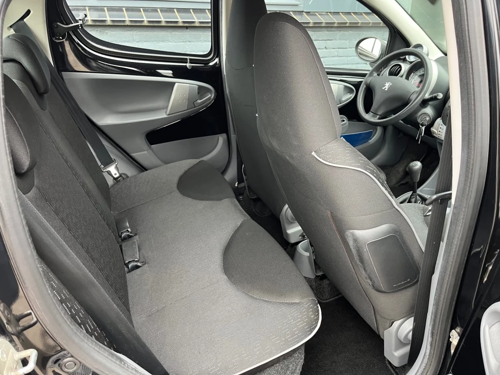 Hoofdafbeelding Peugeot 107