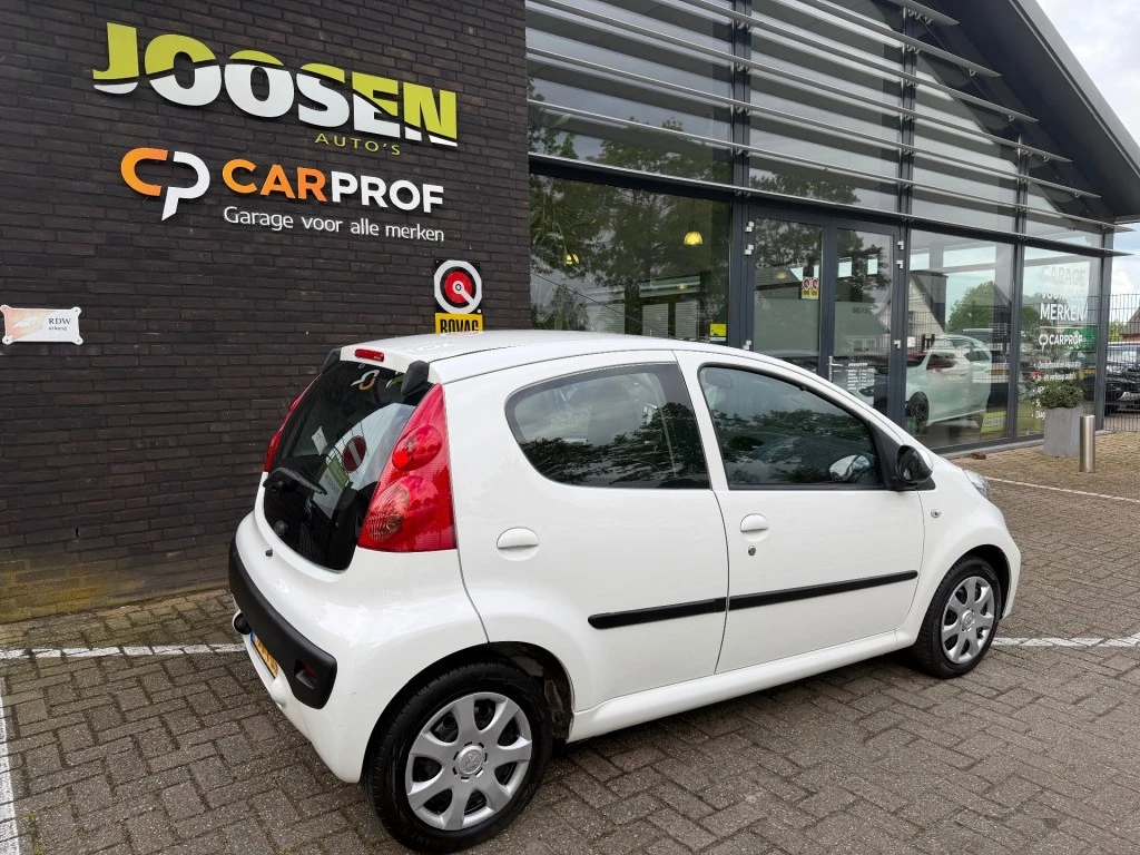 Hoofdafbeelding Peugeot 107