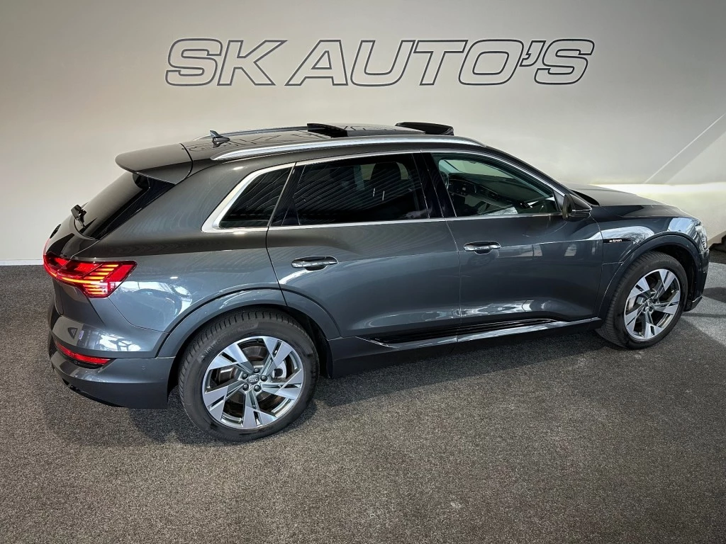 Hoofdafbeelding Audi e-tron