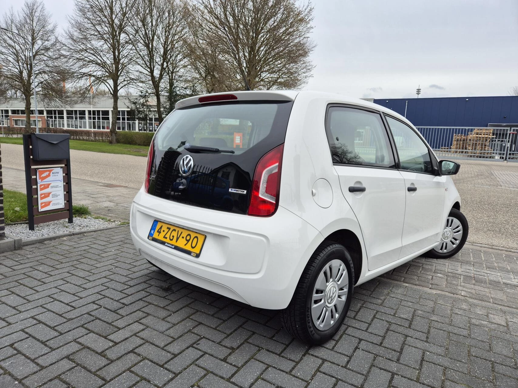 Hoofdafbeelding Volkswagen up!