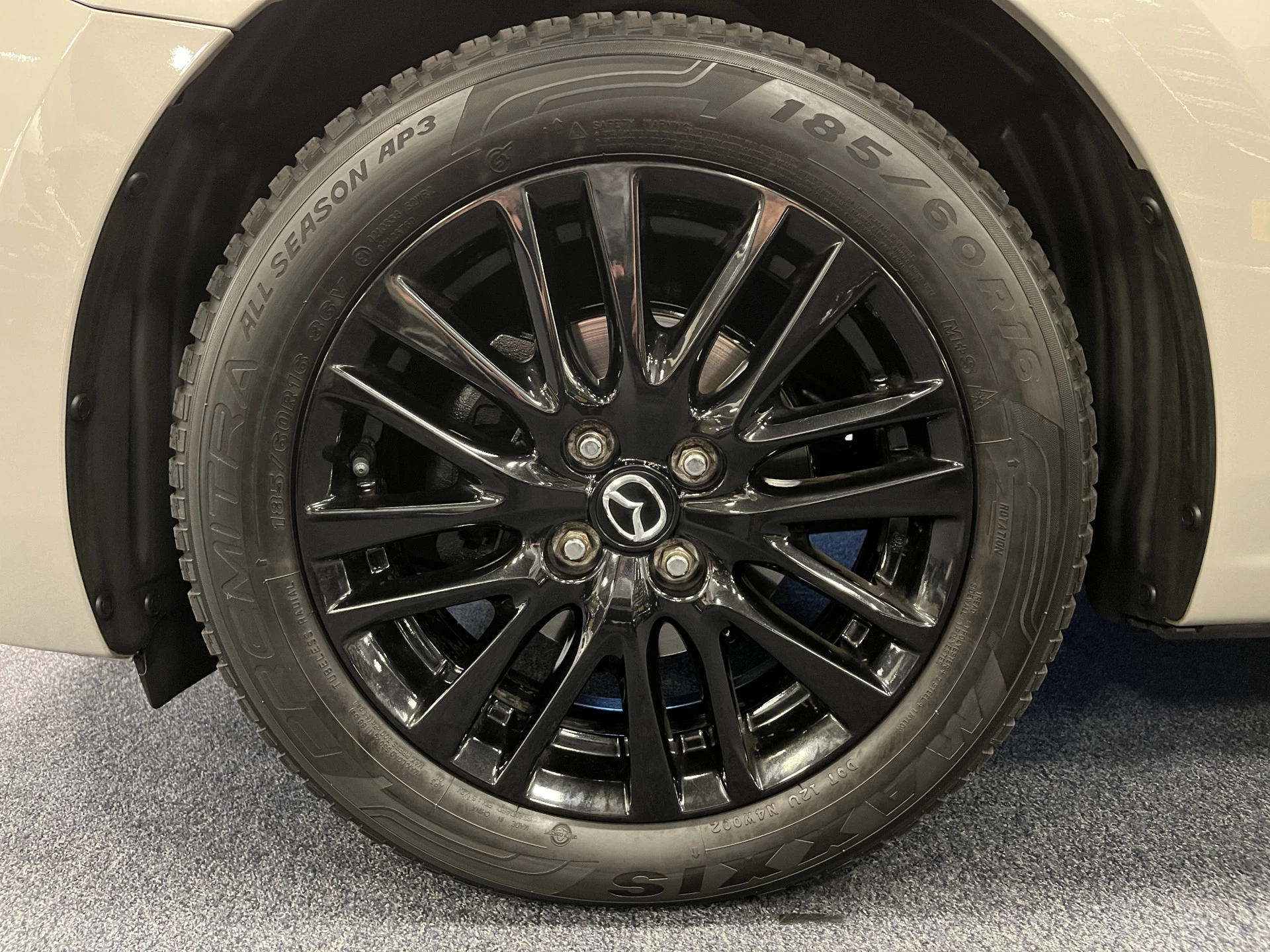 Hoofdafbeelding Mazda 2