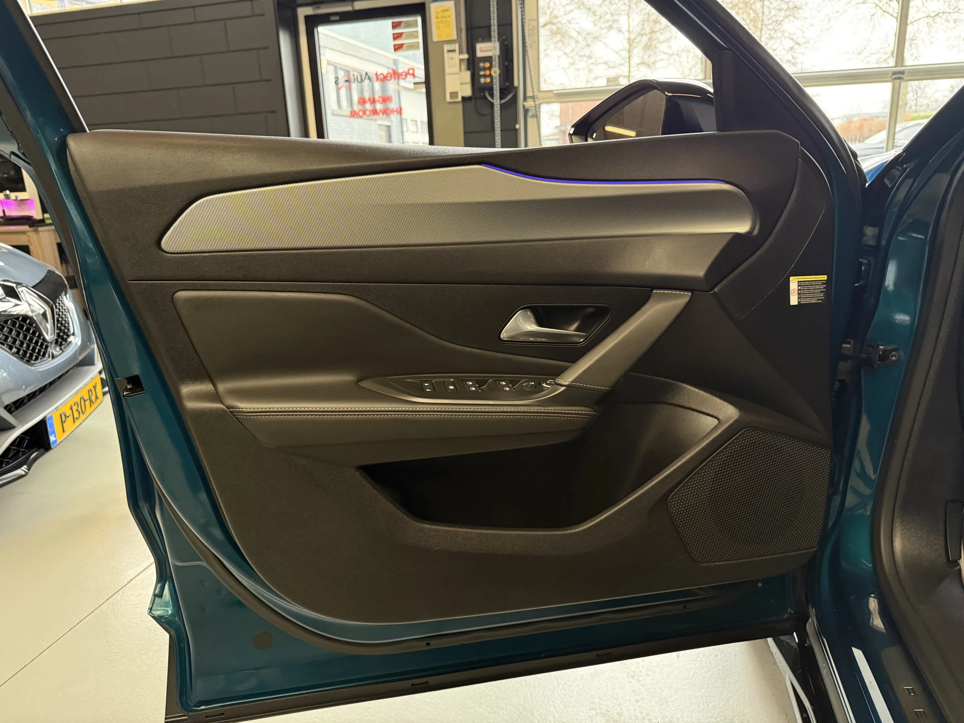 Hoofdafbeelding Peugeot 408