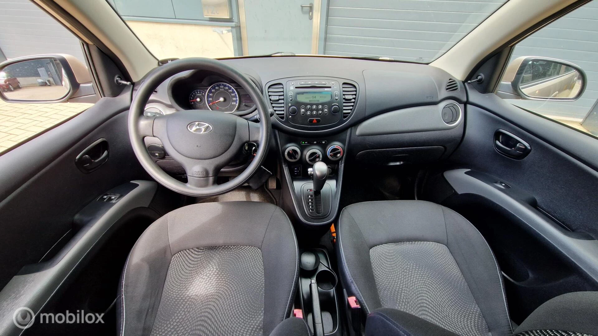 Hoofdafbeelding Hyundai i10