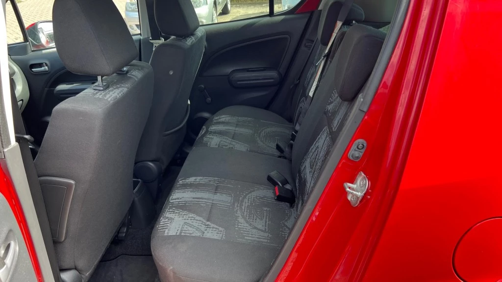 Hoofdafbeelding Opel Agila