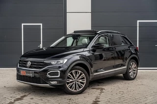 Volkswagen T-Roc 1.5 TSI Sport Leder|Camera|Carplay|Pano|VOL