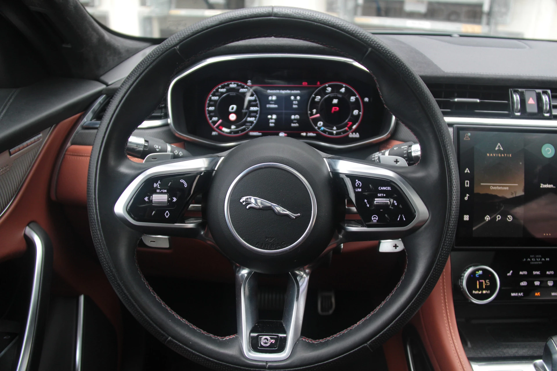 Hoofdafbeelding Jaguar F-PACE