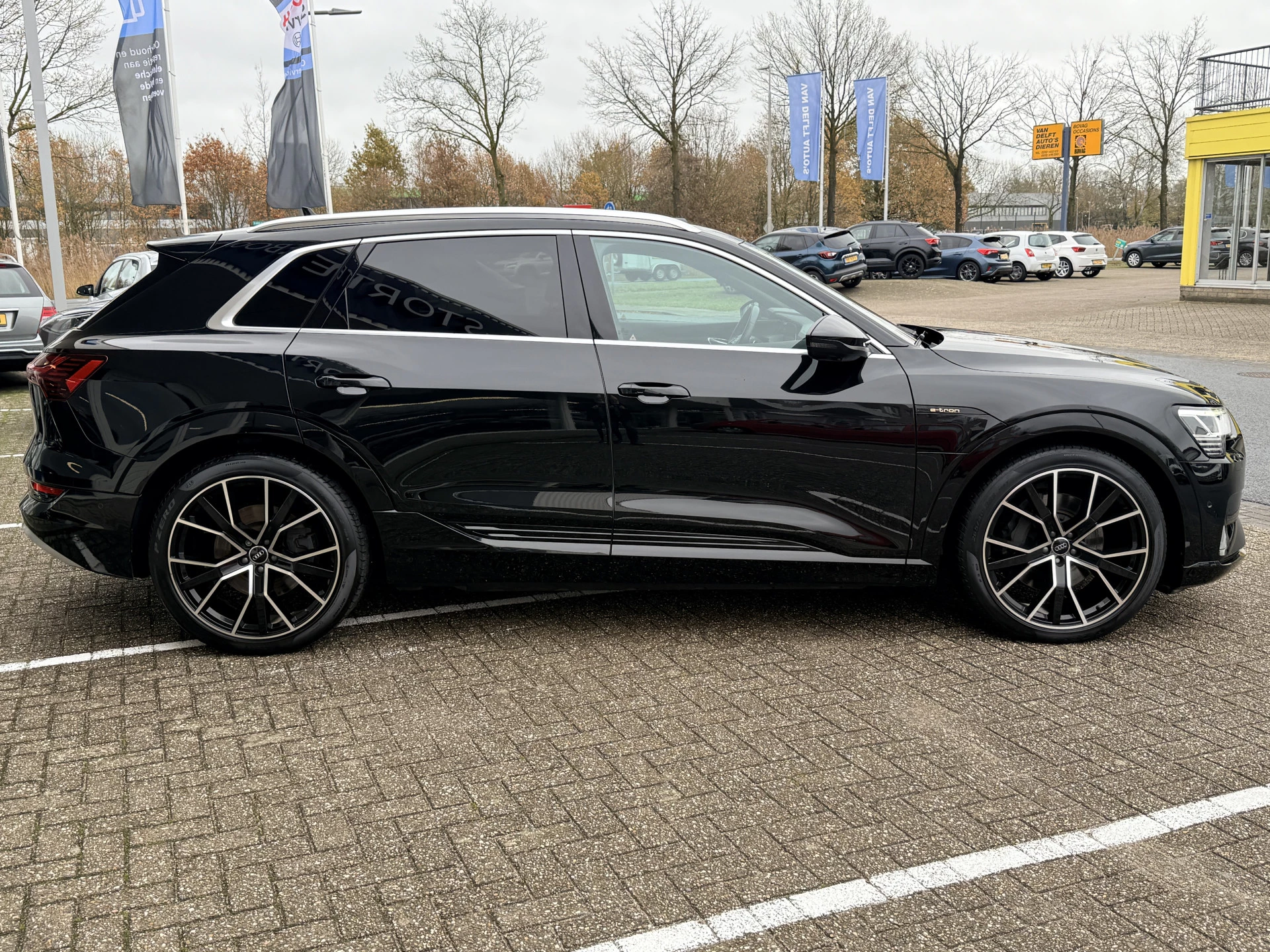 Hoofdafbeelding Audi e-tron
