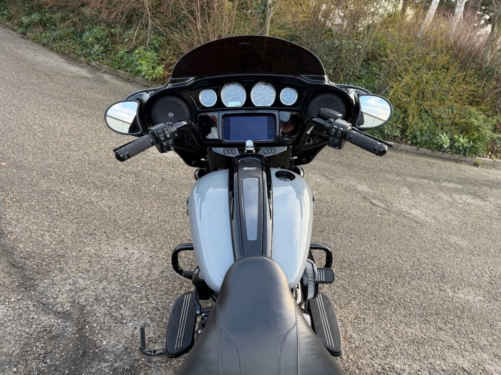 Hoofdafbeelding Harley-Davidson Street Glide