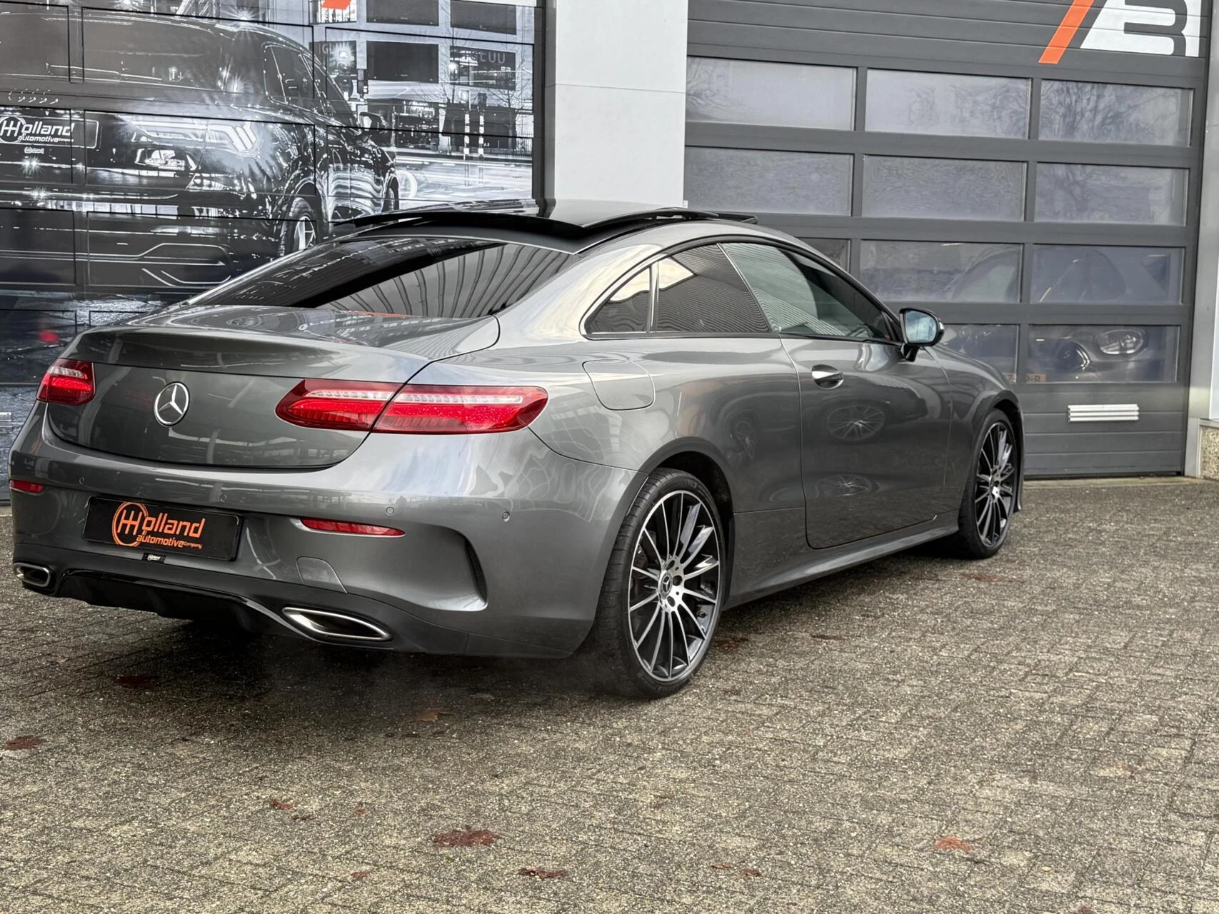 Hoofdafbeelding Mercedes-Benz E-Klasse