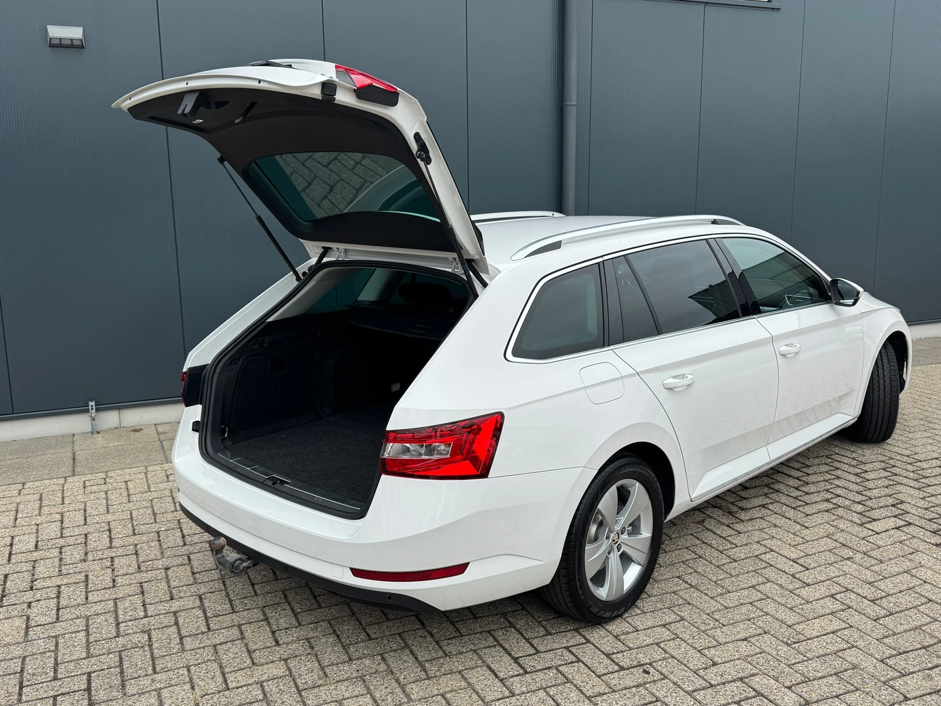 Hoofdafbeelding Škoda Superb