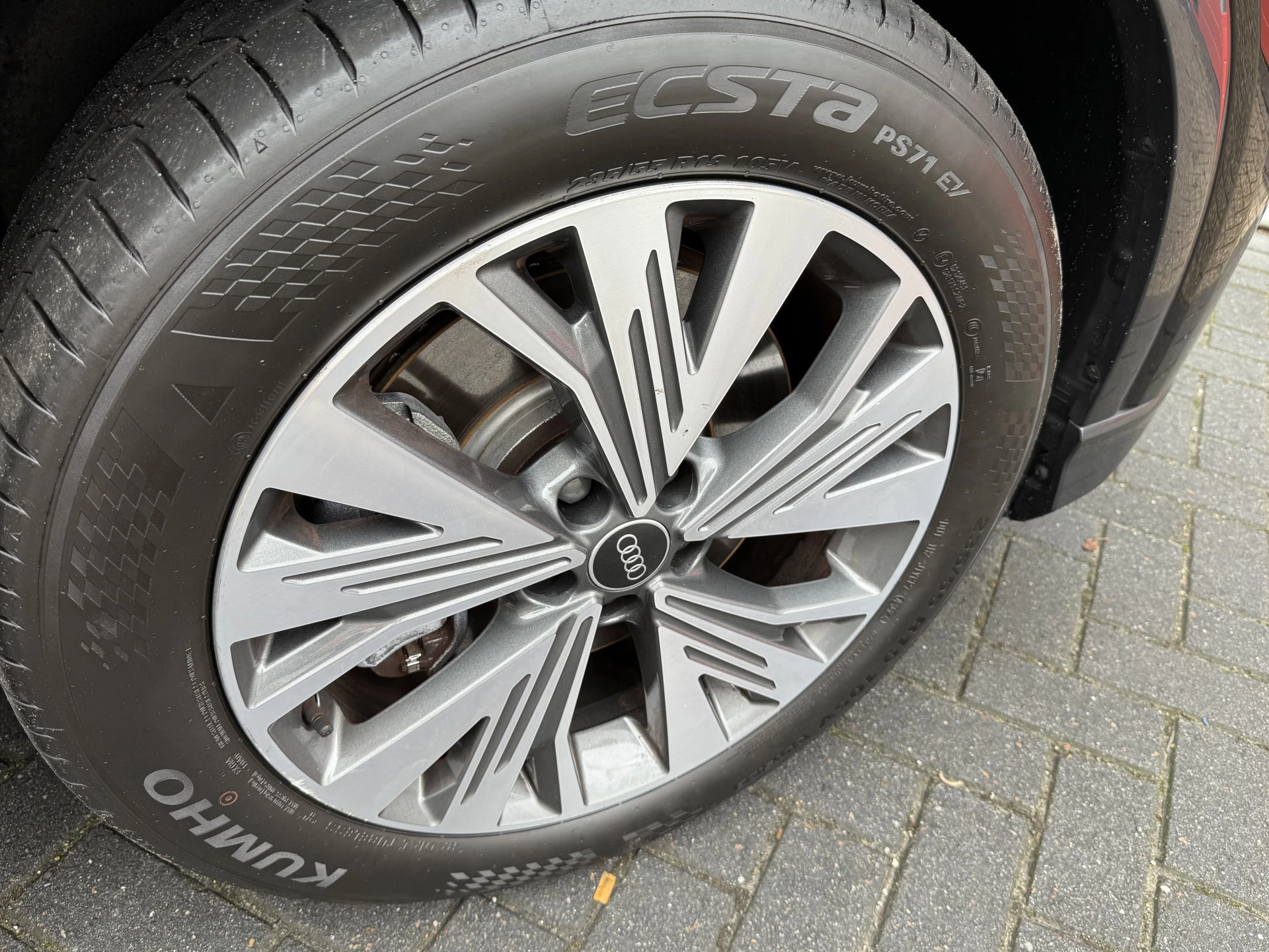 Hoofdafbeelding Audi Q4 e-tron