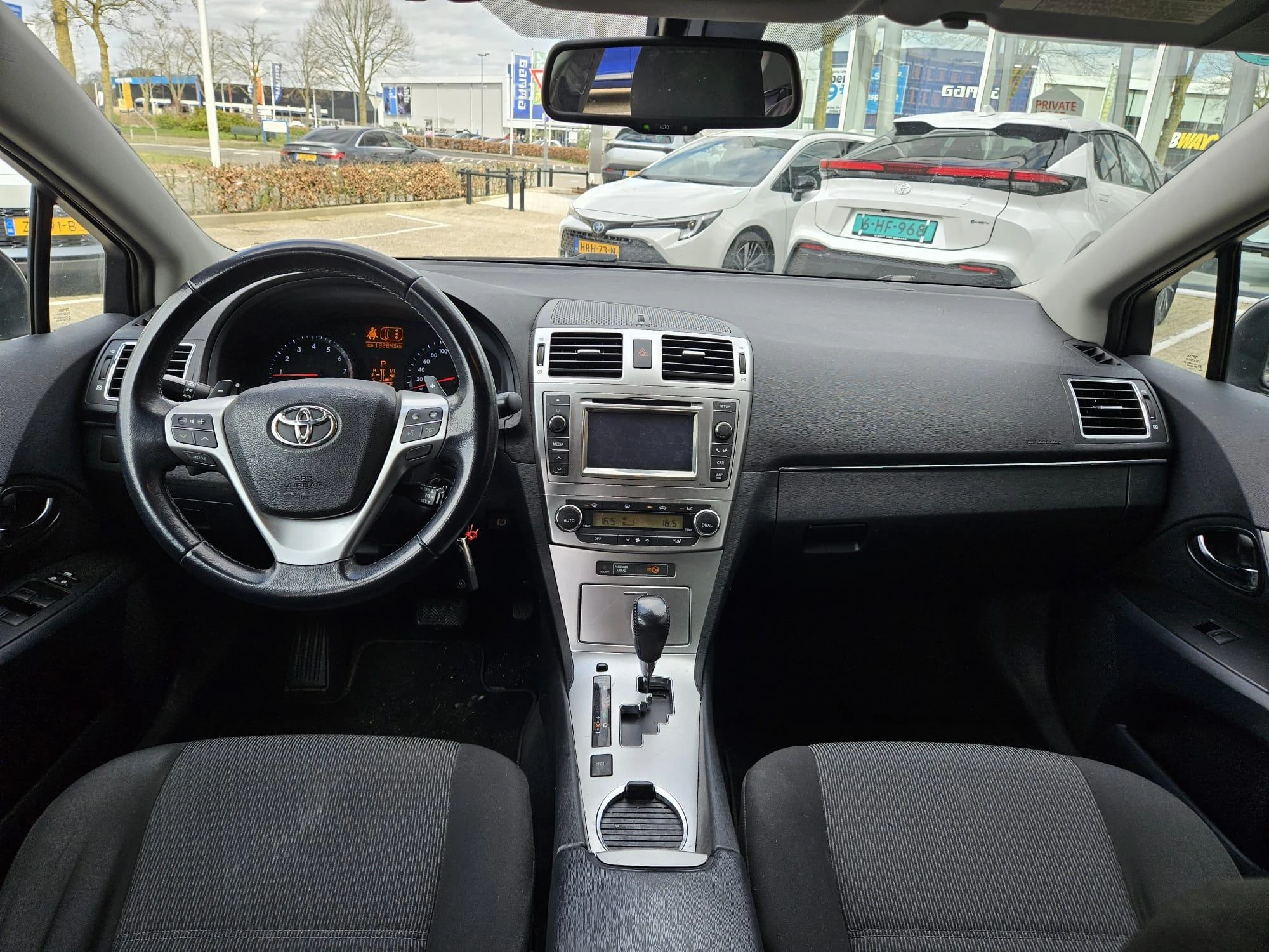 Hoofdafbeelding Toyota Avensis