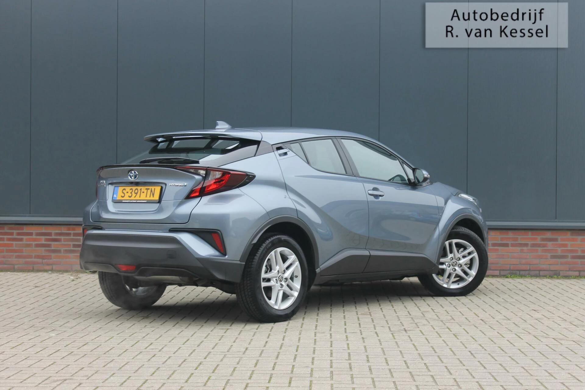 Hoofdafbeelding Toyota C-HR