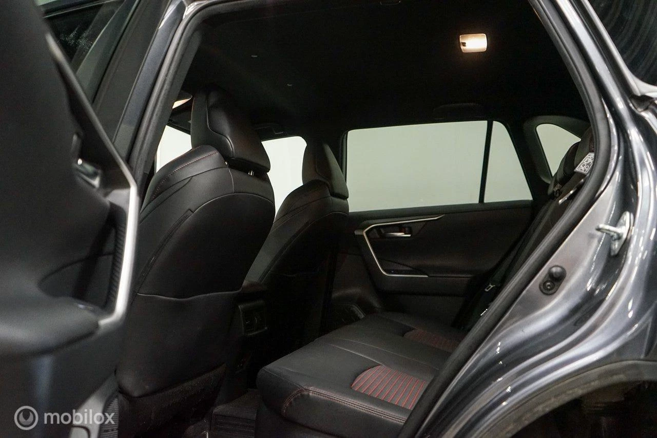 Hoofdafbeelding Toyota RAV4