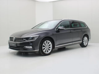 Volkswagen Passat Variant 1.6 TDI 120pk DSG-7 Elegance Business [ TREKHAAK+VIRTUAL+LEDER+CAMERA+ACC+CARPLAY+PDC+LED ]