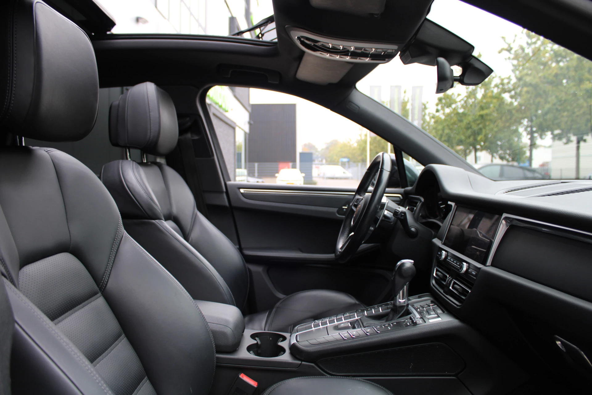 Hoofdafbeelding Porsche Macan