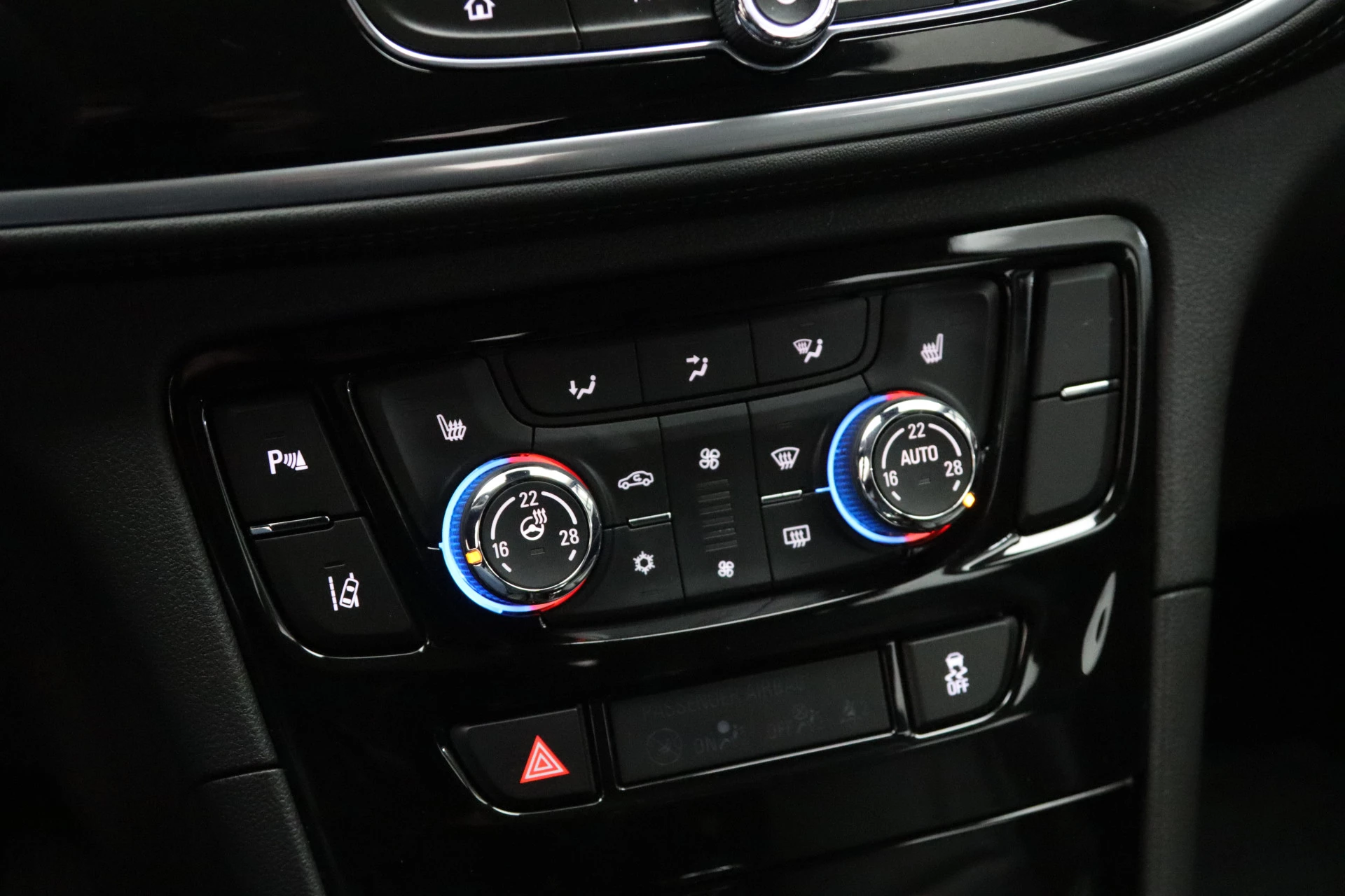 Hoofdafbeelding Opel Mokka X