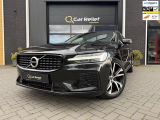 Volvo V60 2.0 T6 Recharge AWD R-Design, Stoel- en stuurverwarming, Apple CarPlay, Parkeercamera, Lane Assist, Pano, Dodehoek