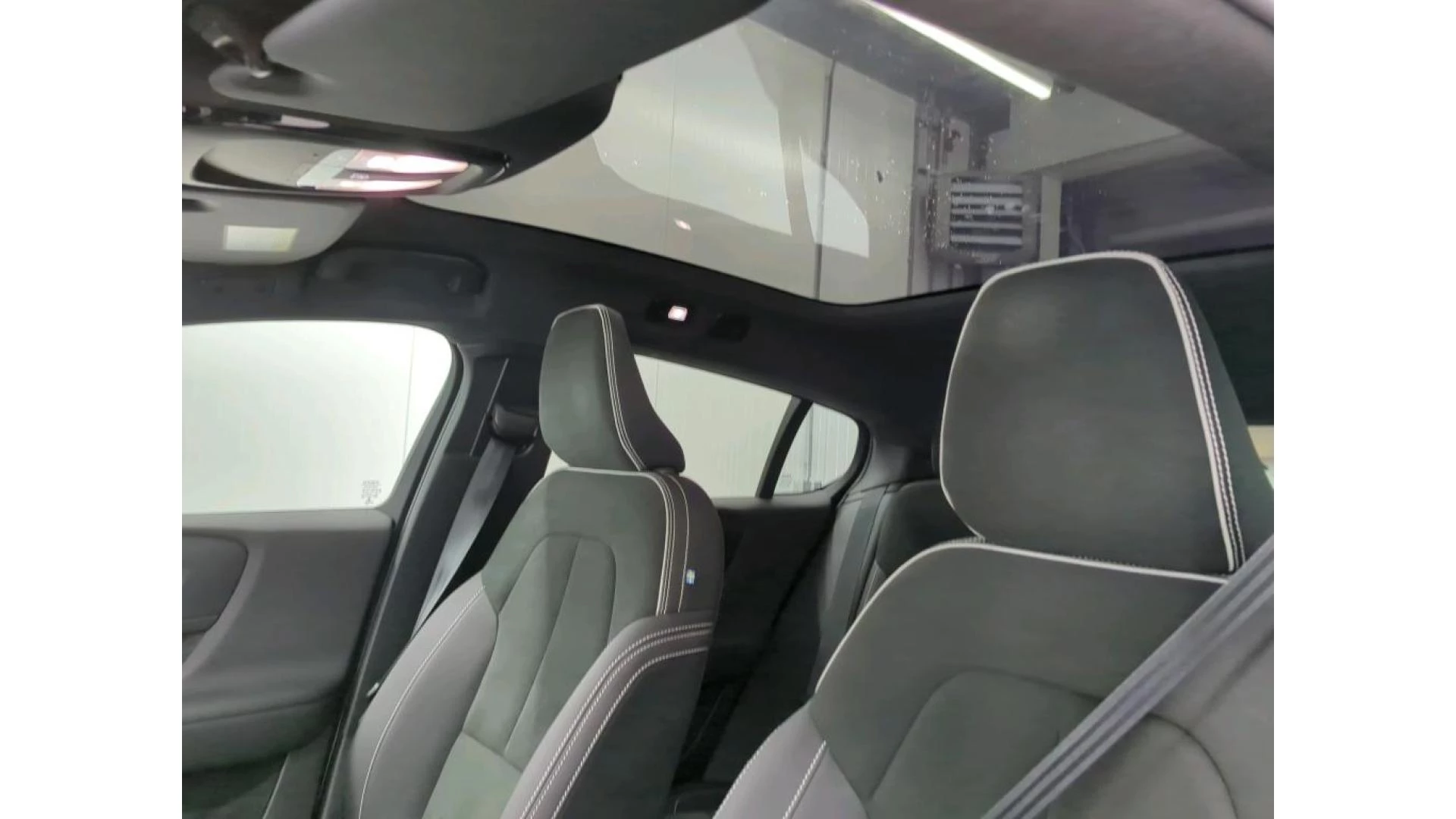 Hoofdafbeelding Volvo C40