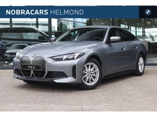 BMW i4 eDrive35 / Achteruitrijcamera / Active Cruise Control / Live Cockpit Plus / Parking Assistant / Stoelverwarming / Comfort Access