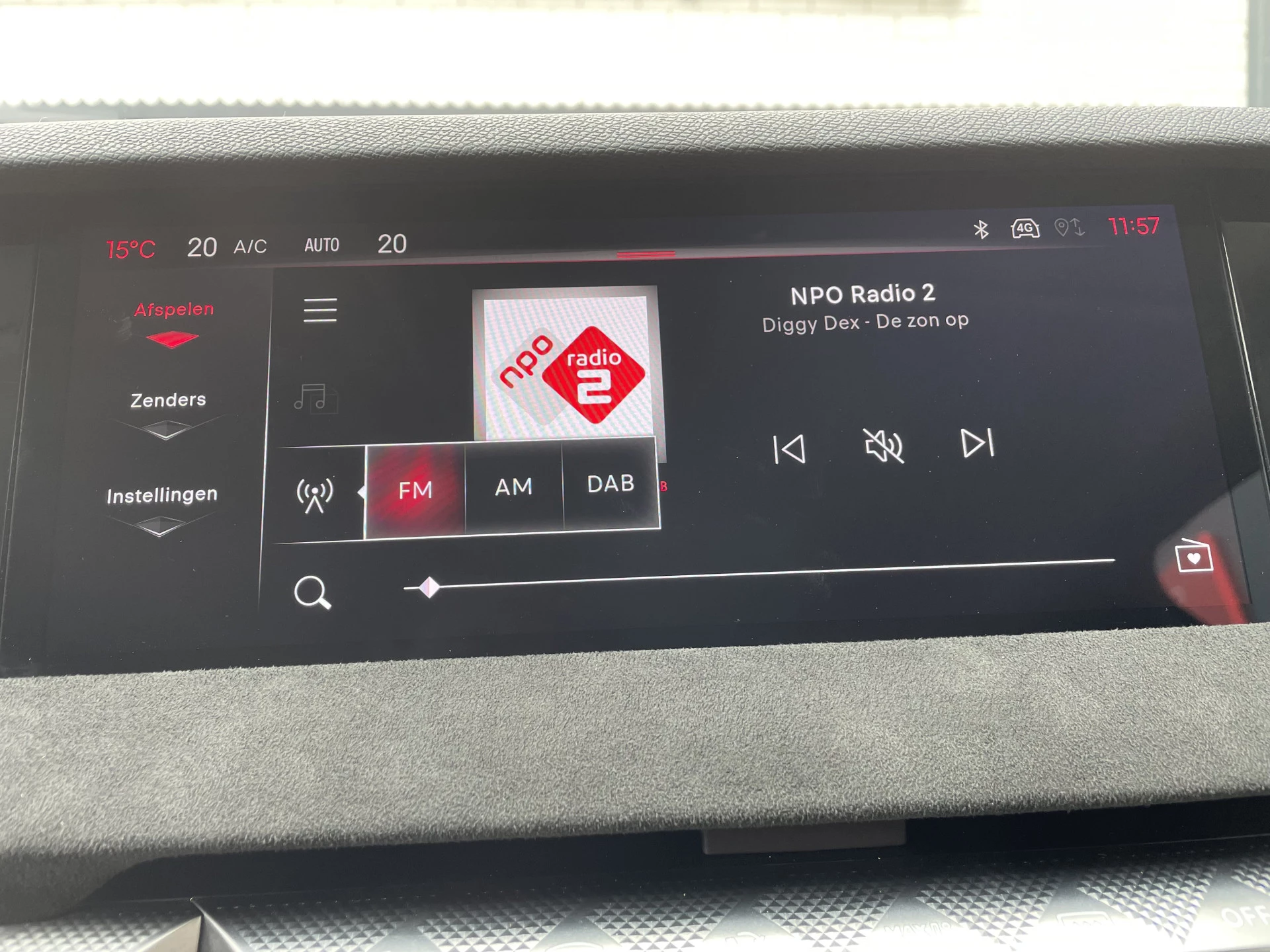 Hoofdafbeelding DS DS 4