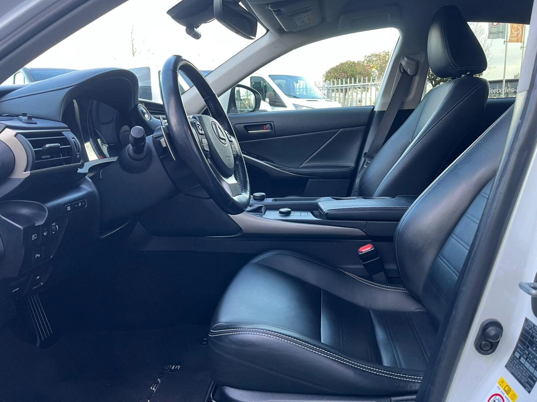 Hoofdafbeelding Lexus IS