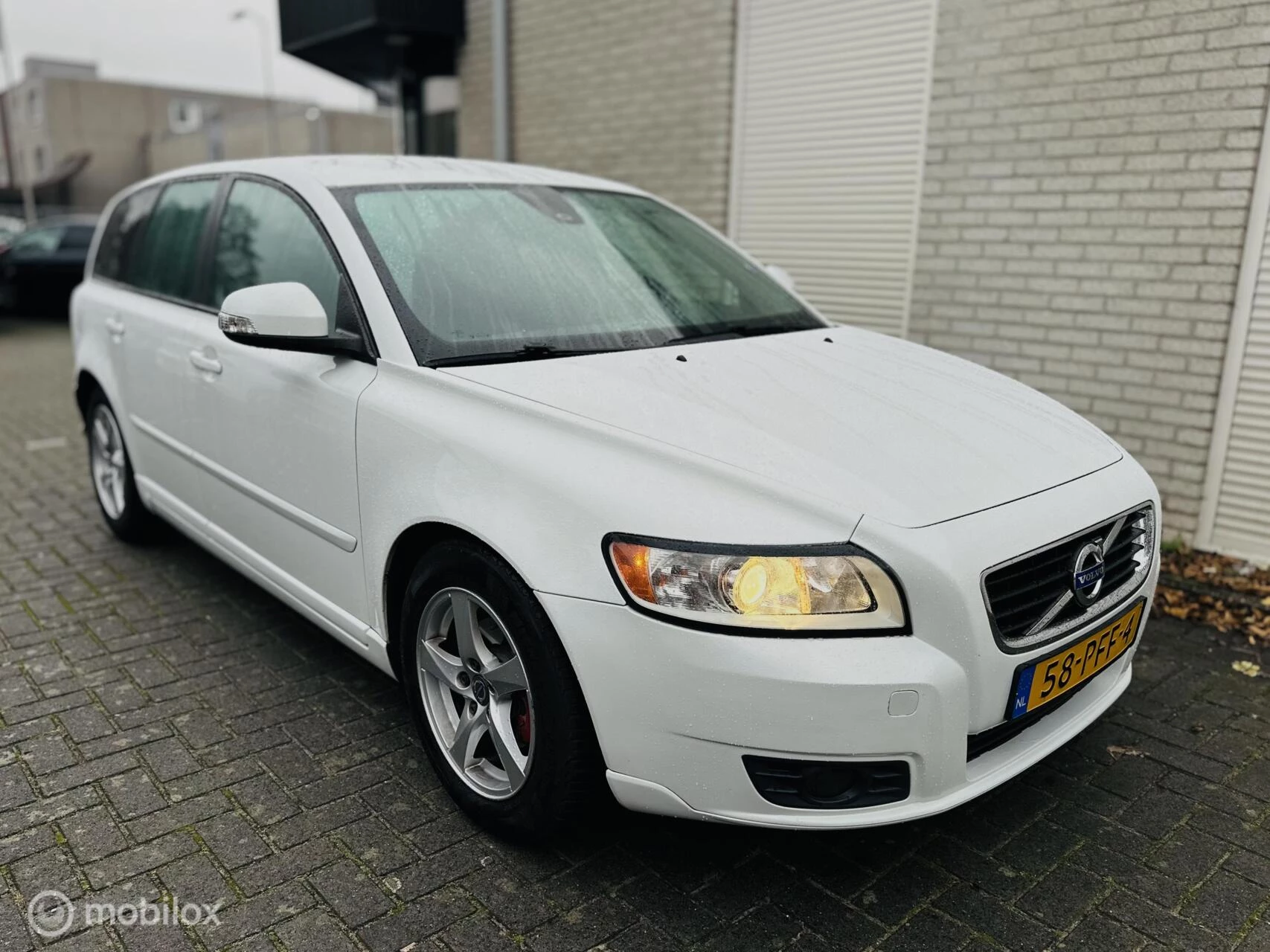 Hoofdafbeelding Volvo V50