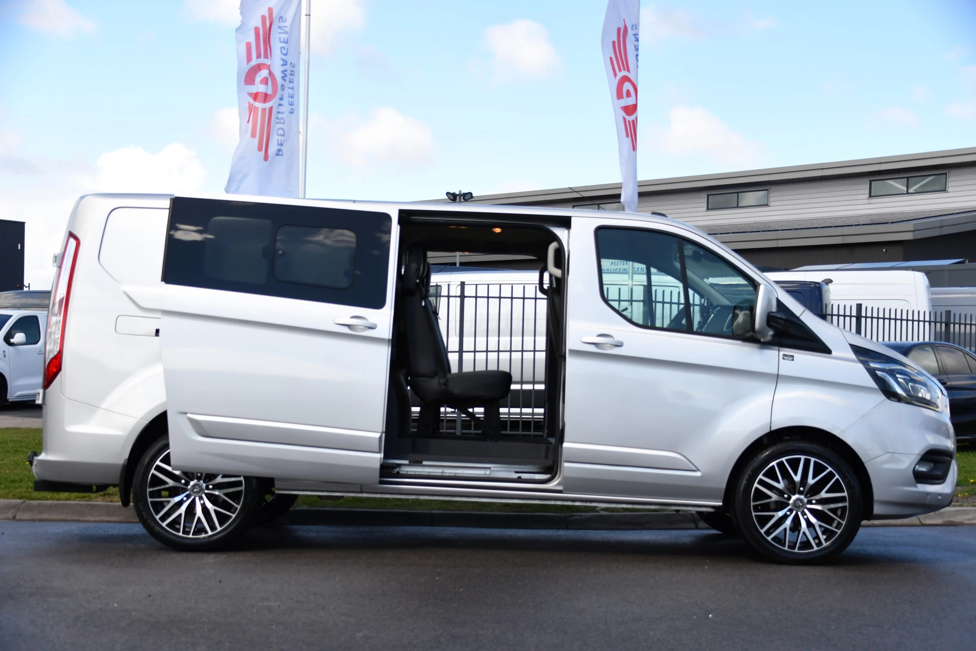 Hoofdafbeelding Ford Transit Custom