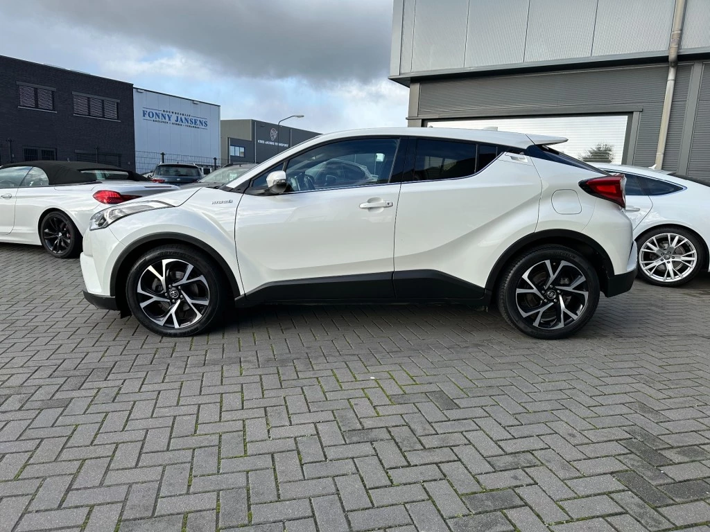 Hoofdafbeelding Toyota C-HR