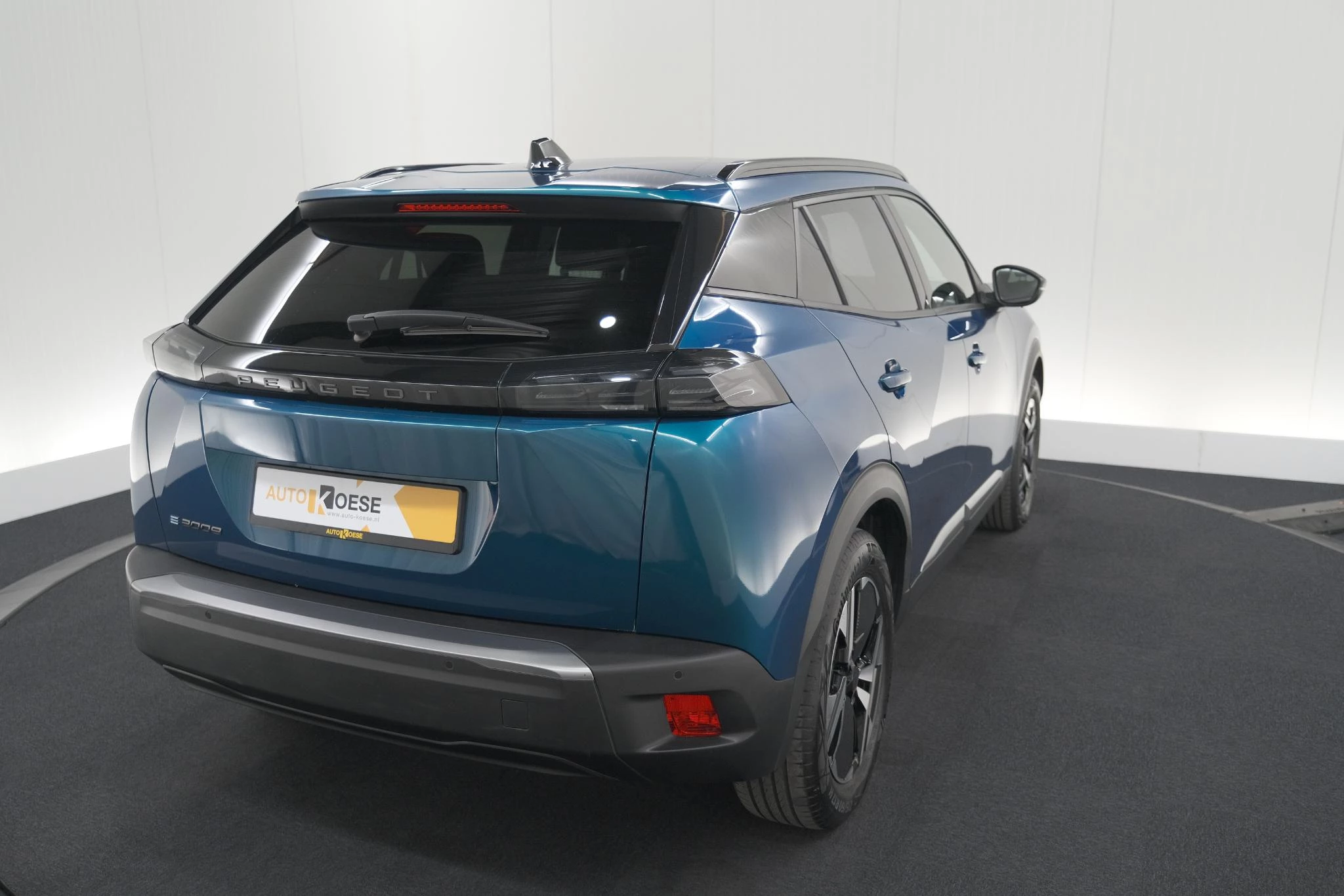 Hoofdafbeelding Peugeot e-2008