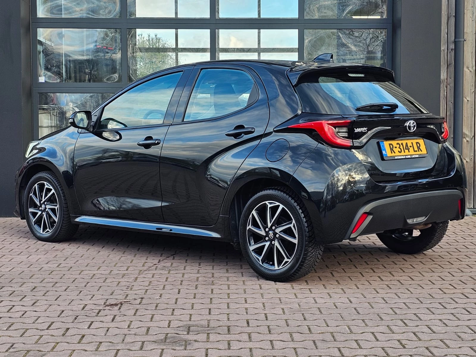 Hoofdafbeelding Toyota Yaris