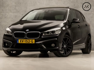 BMW 2 Serie Active Tourer 218i Black Sportline Automaat (PANORAMADAK, NAVIGATIE, TREKHAAK, SPORTSTOELEN, STOELVERWARMING, LED KOPLAMPEN, CRUISE, NIEUWE APK, NIEUWSTAAT)