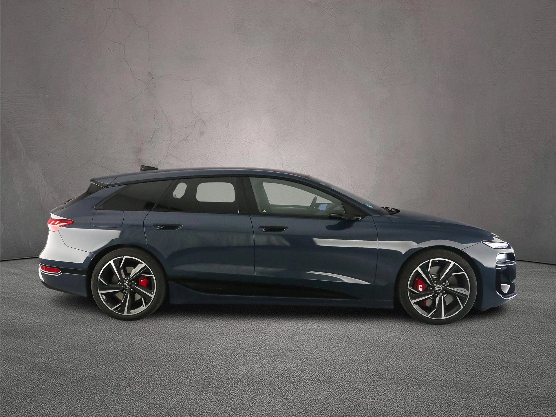 Hoofdafbeelding Audi S6 Avant e-tron