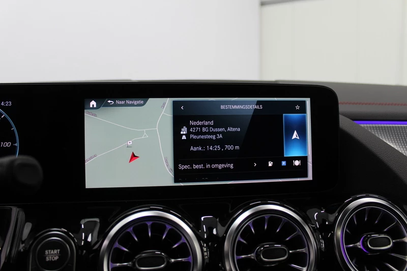 Hoofdafbeelding Mercedes-Benz EQA