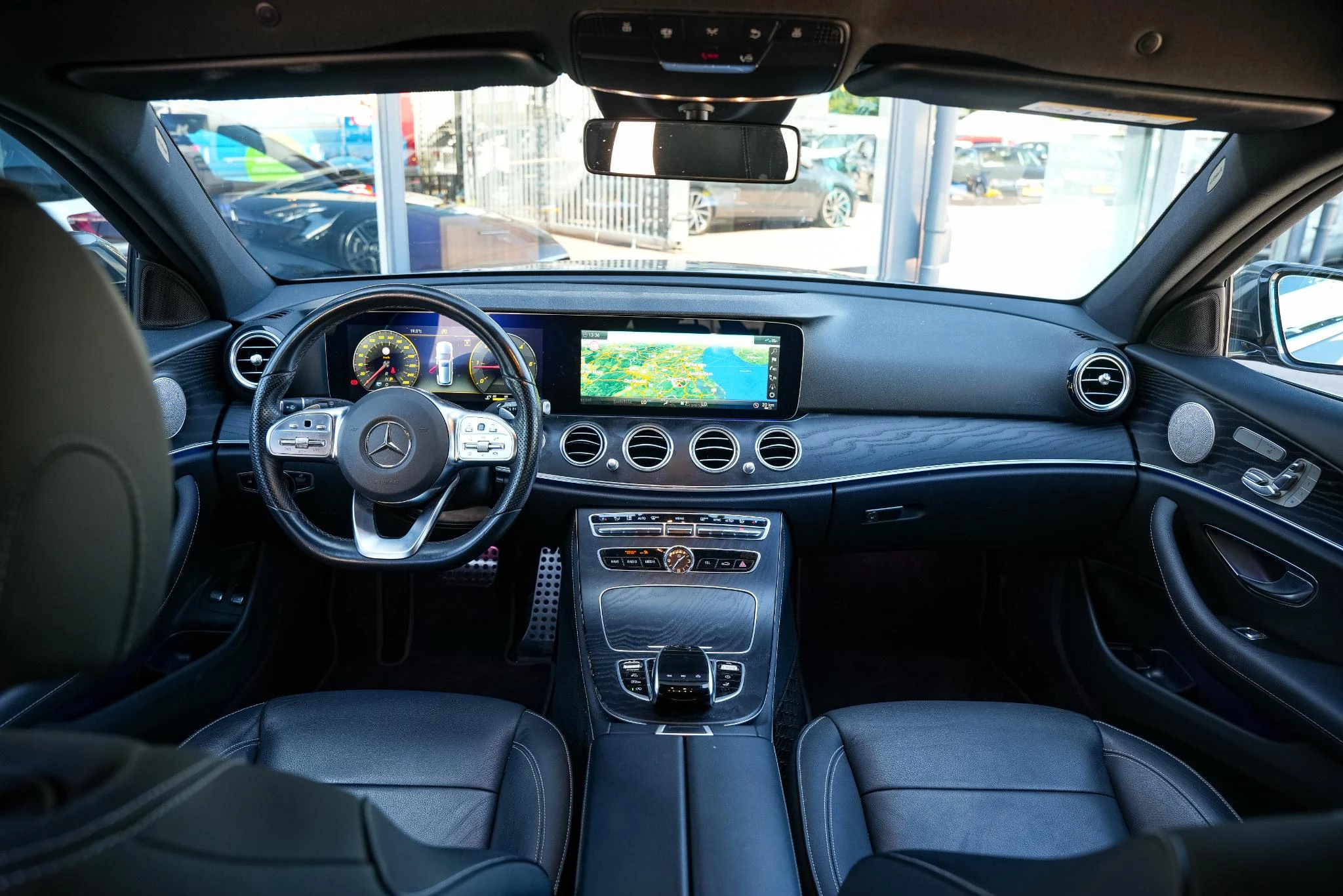 Hoofdafbeelding Mercedes-Benz E-Klasse