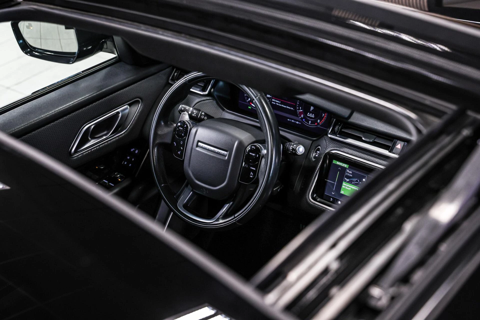 Hoofdafbeelding Land Rover Range Rover Velar