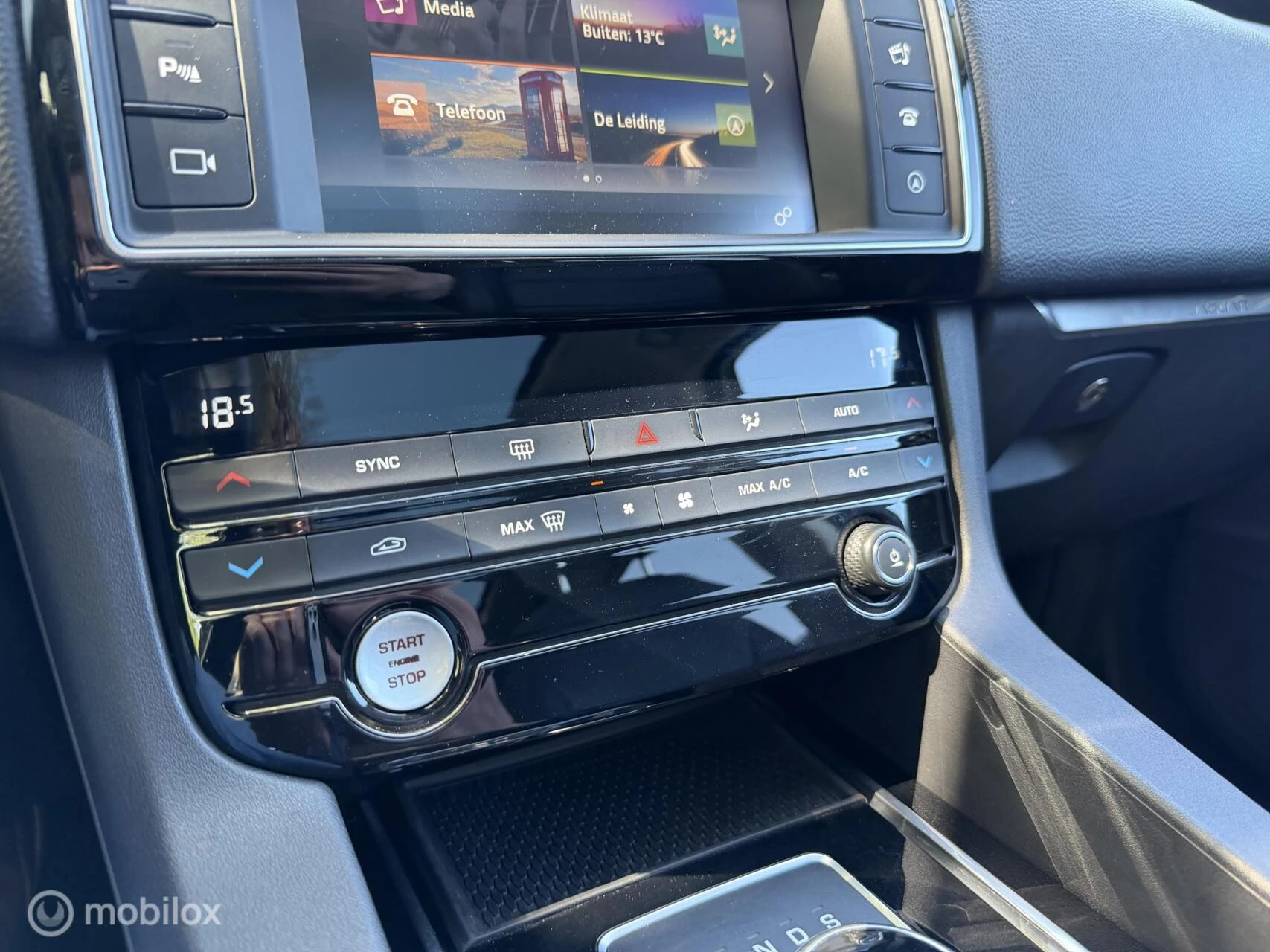 Hoofdafbeelding Jaguar F-PACE