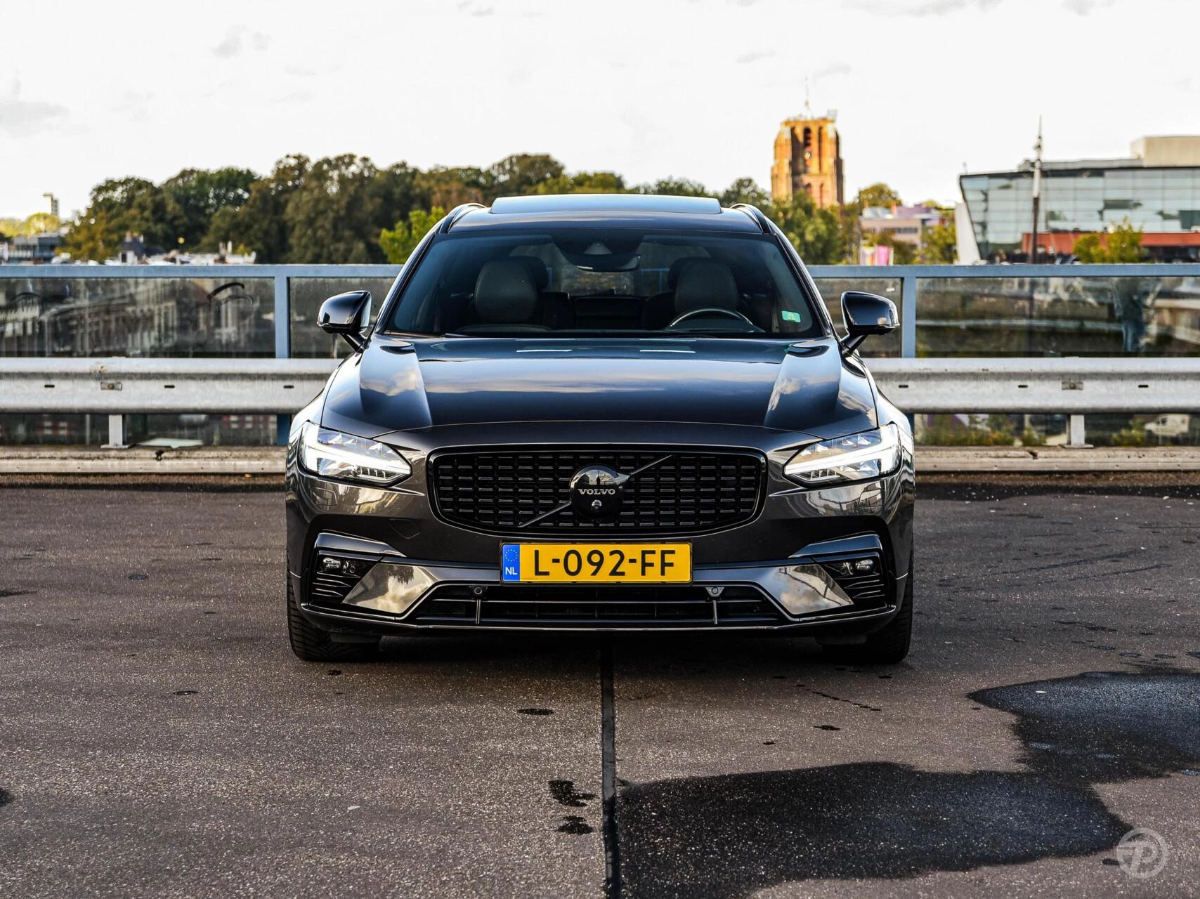 Hoofdafbeelding Volvo V90