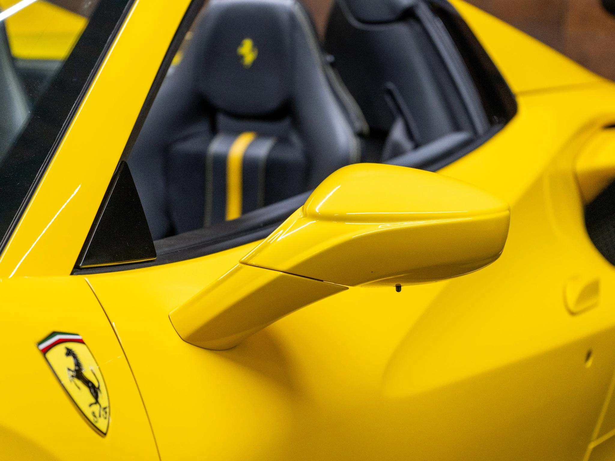 Hoofdafbeelding Ferrari F8 Spider