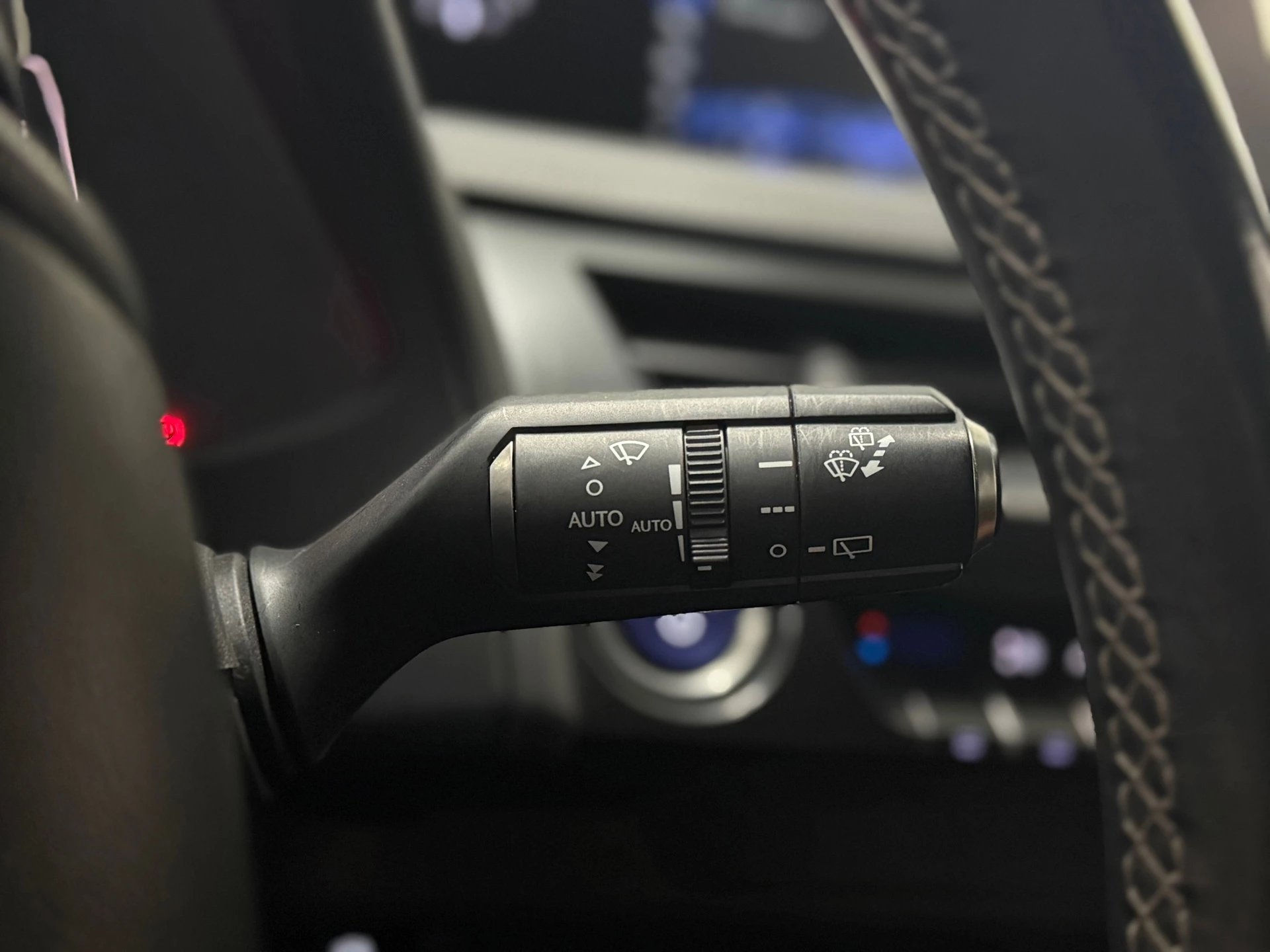 Hoofdafbeelding Lexus UX