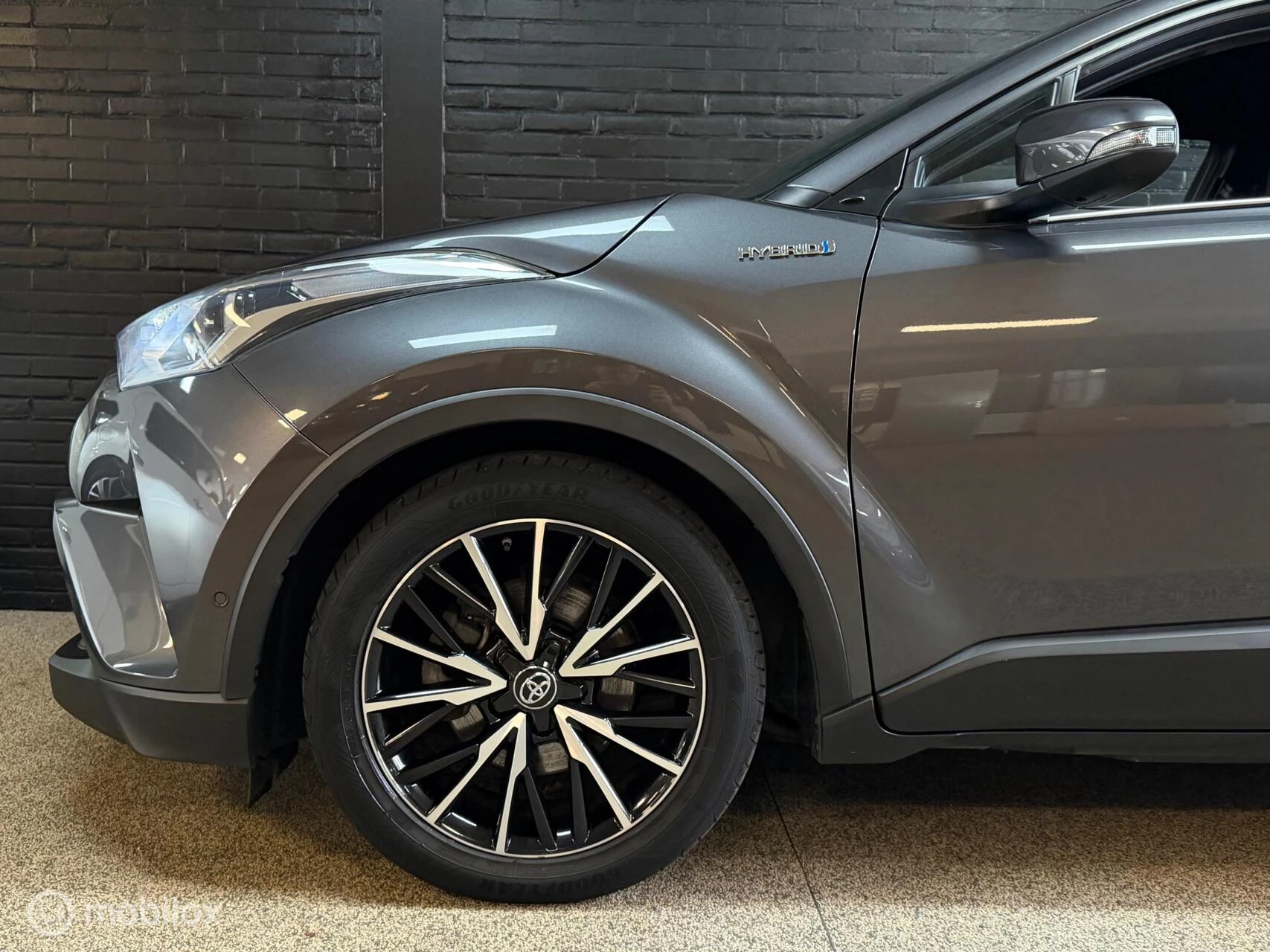 Hoofdafbeelding Toyota C-HR