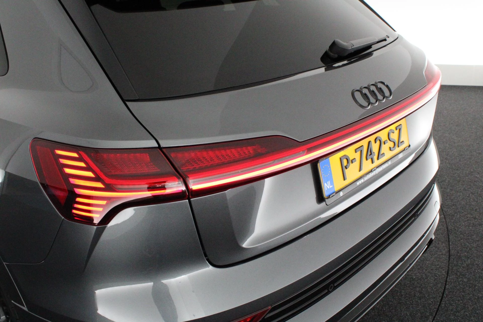 Hoofdafbeelding Audi e-tron