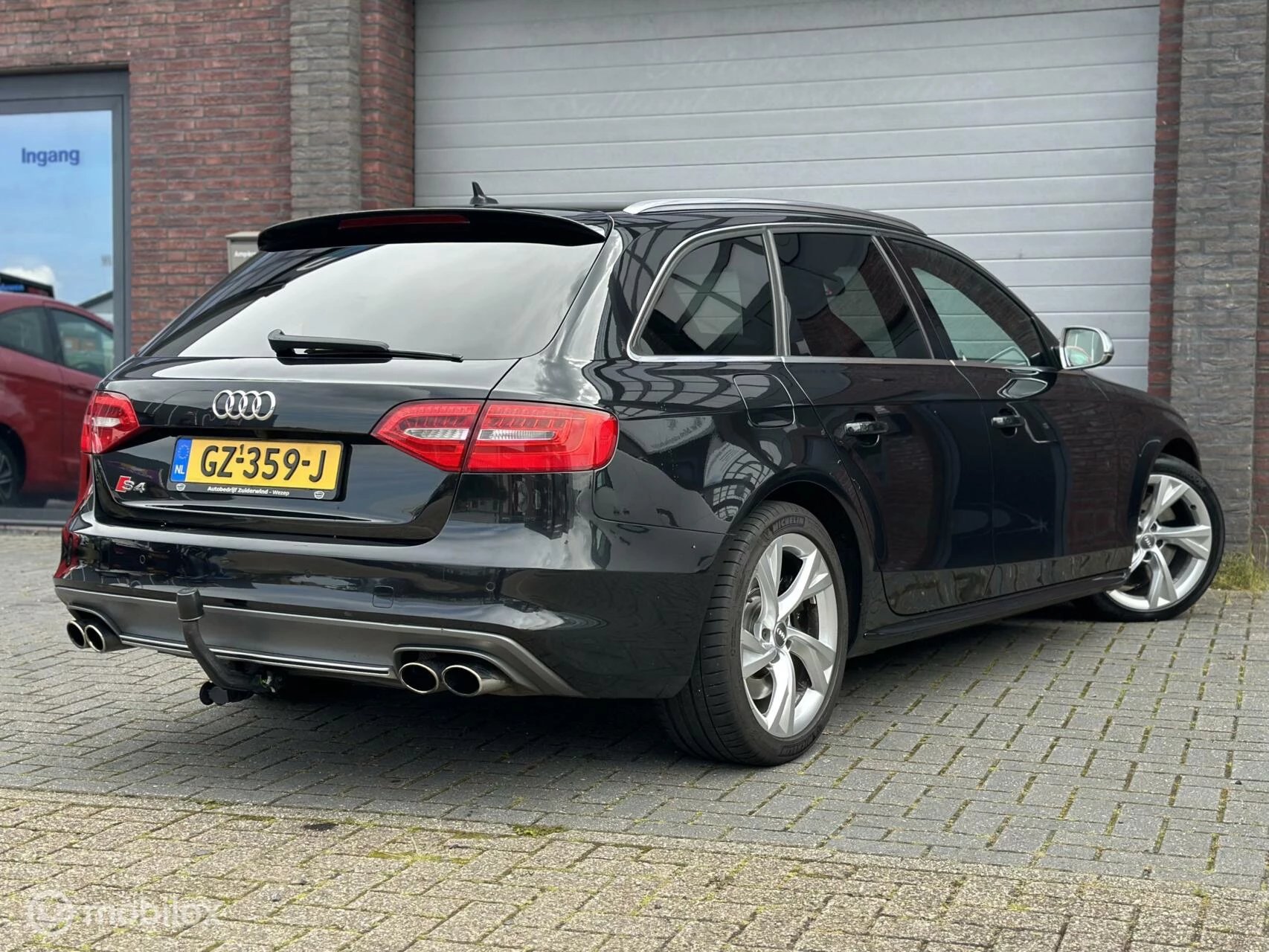 Hoofdafbeelding Audi S4