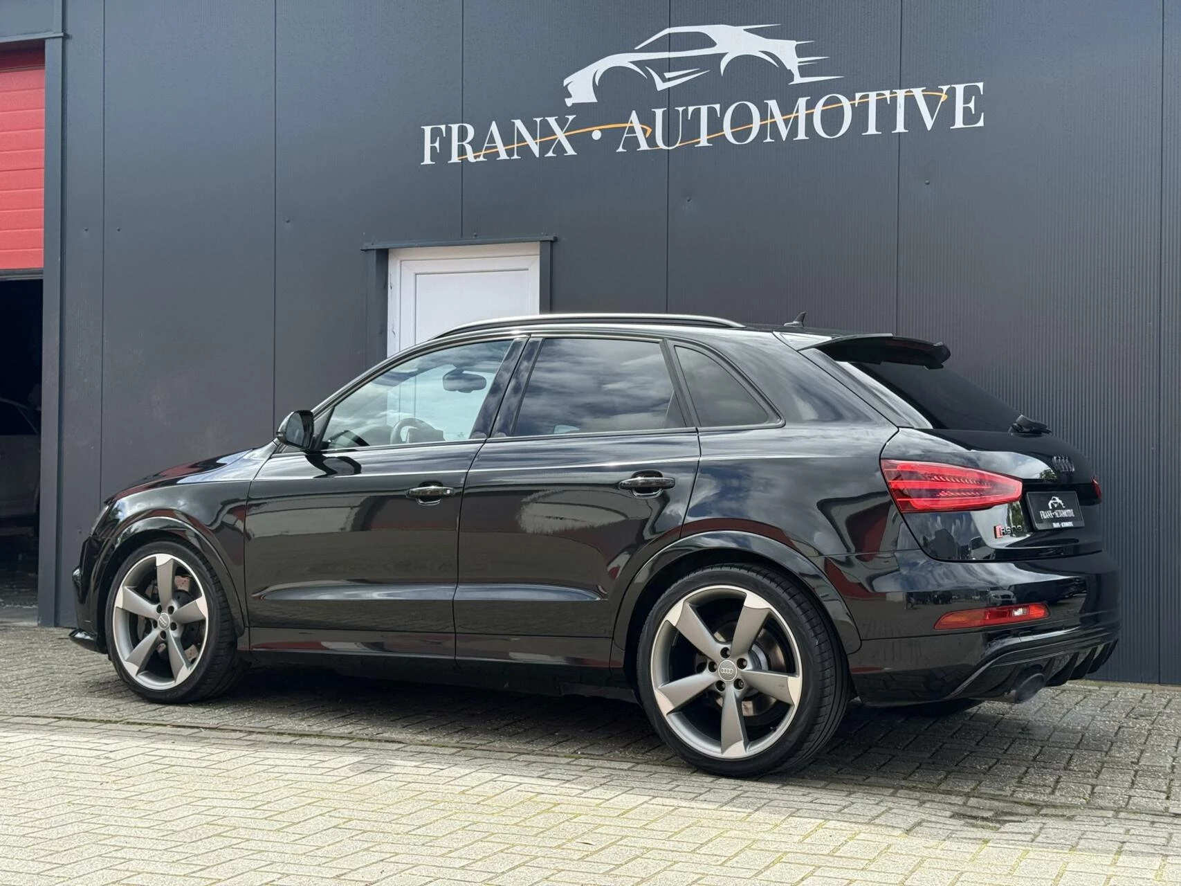 Hoofdafbeelding Audi RSQ3