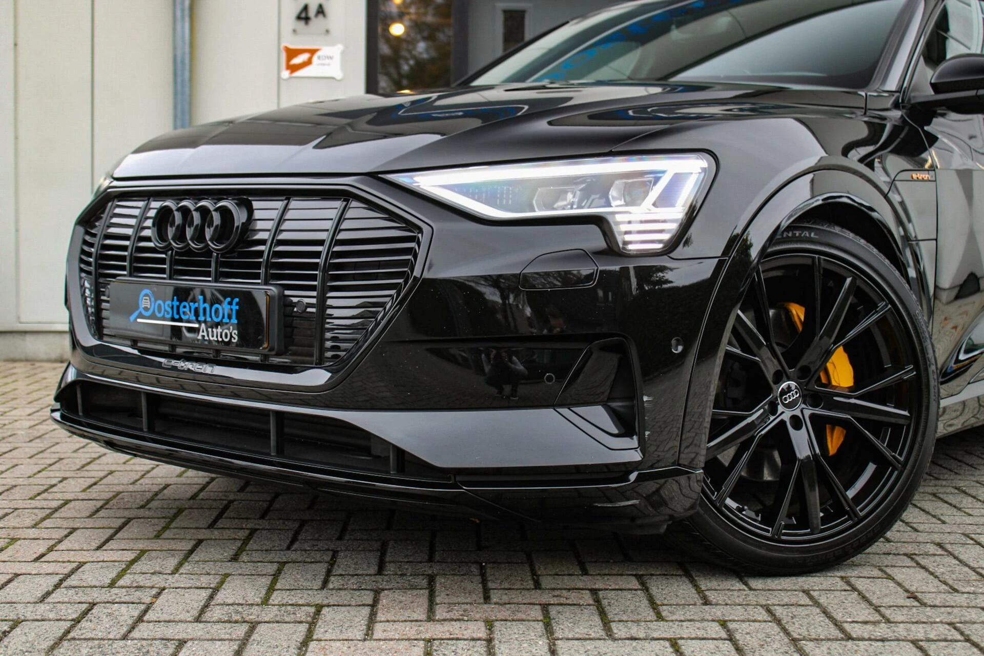 Hoofdafbeelding Audi e-tron