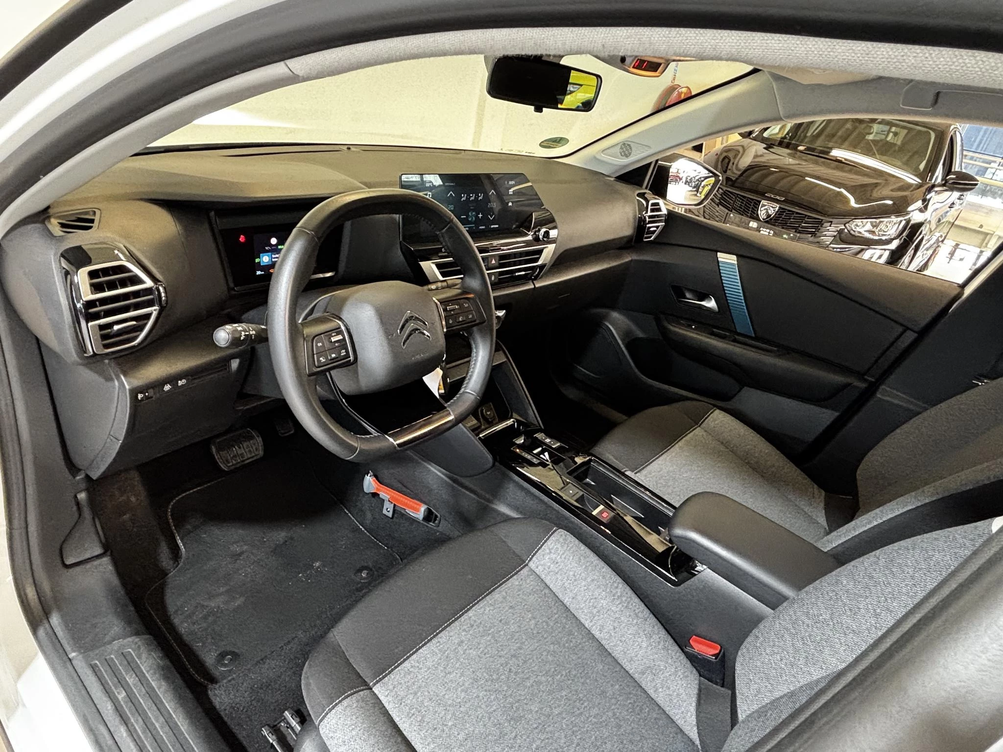 Hoofdafbeelding Citroën ë-C4