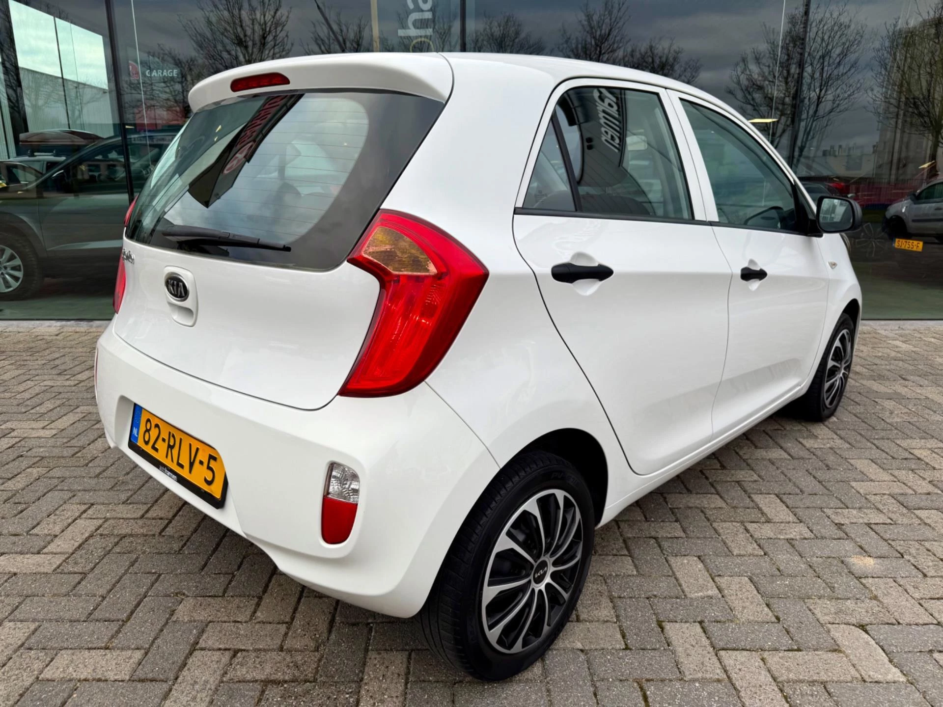 Hoofdafbeelding Kia Picanto