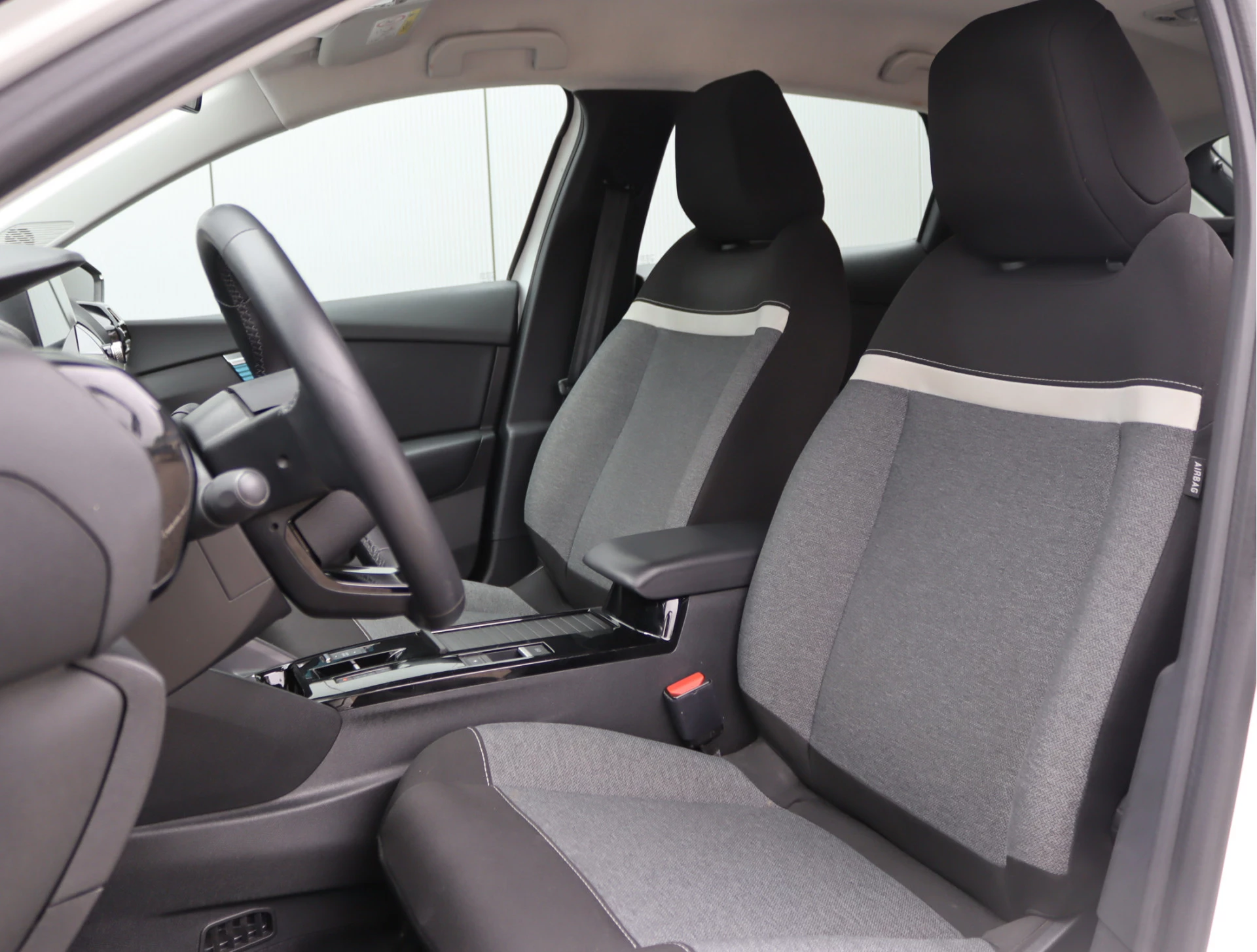 Hoofdafbeelding Citroën ë-C4